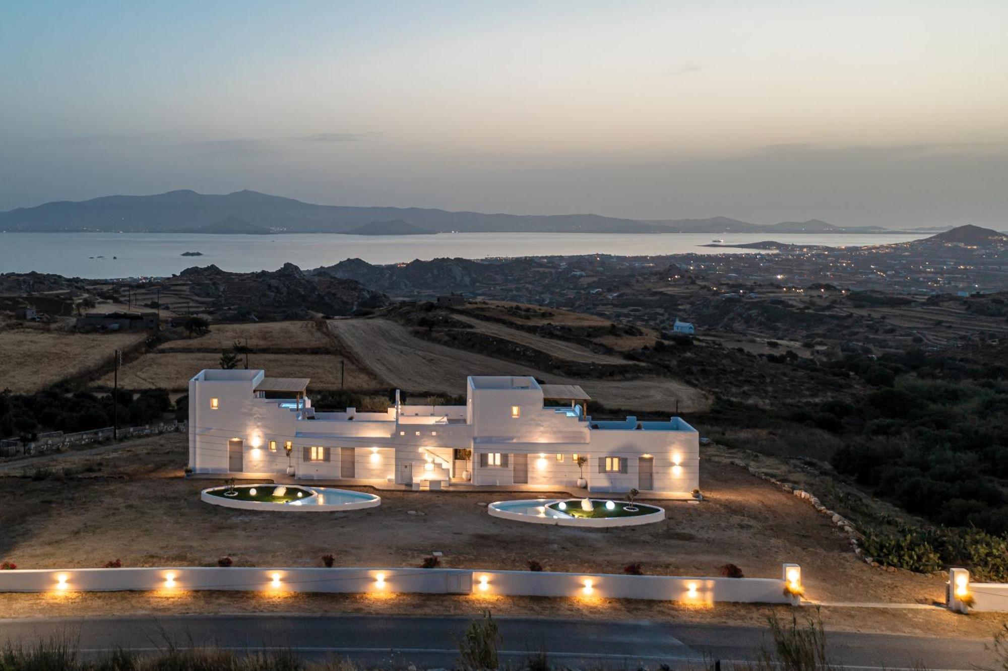 Ariadne'S Crown Luxury Suites With Private Pool Vívlos Exterior foto